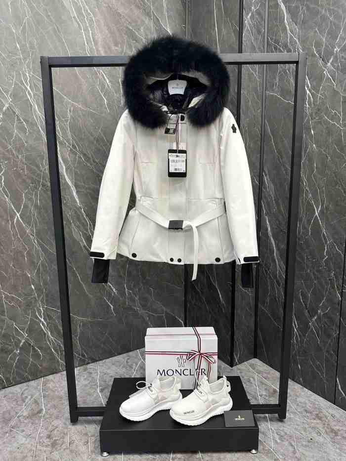 Moncler1036 몽클레어 고퀠 스키 자켓 패딩 여성 화이트/블랙 
