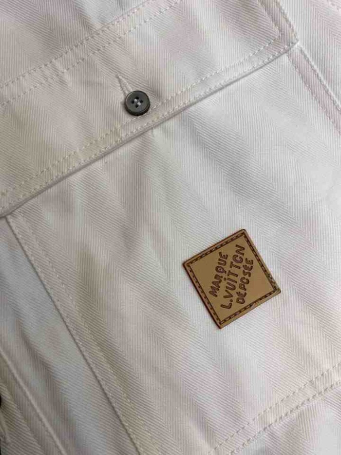 1787663573296142.jpg