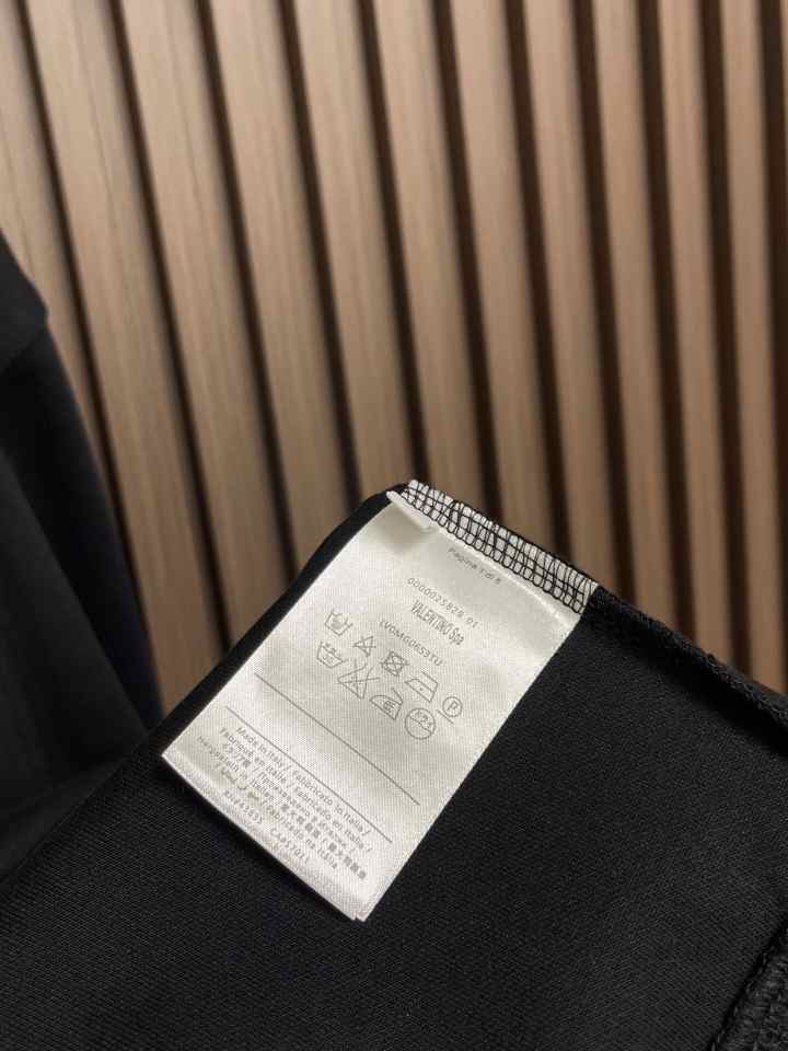 1787756120369140.jpg